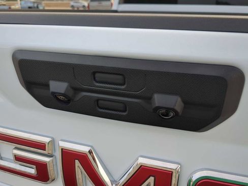 New 2026 GMC Sierra 2500 Denali w/ Denali Reserve Package image 27