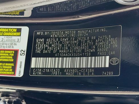 Used 2025 Toyota Camry SE FWD image 28