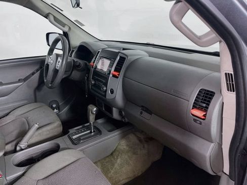 Used 2017 Nissan Frontier SV RWD image 27