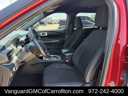 Used 2020 Ford Explorer XLT RWD image 28