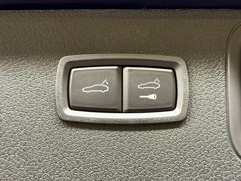 Certified 2026 Porsche Macan S AWD/4WD image 14