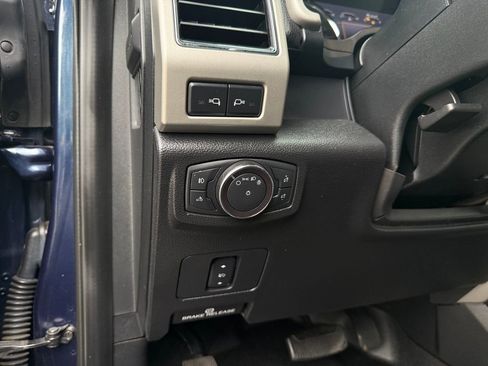 Used 2019 Ford F250 Lariat w/ Lariat Value Package AWD/4WD image 43