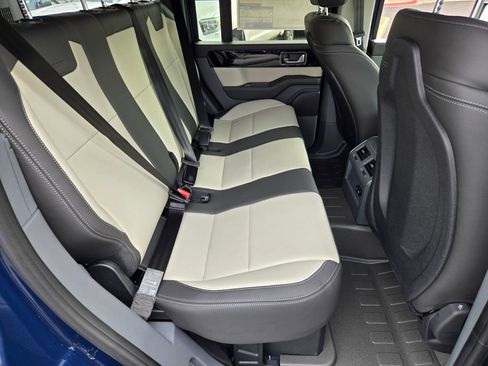 New 2025 INEOS Grenadier AWD/4WD image 16