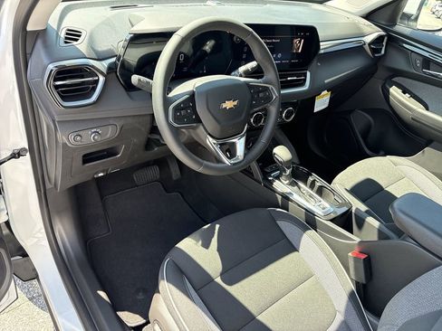 New 2026 Chevrolet TrailBlazer LT w/ Convenience Package image 11