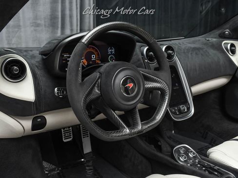 Used 2018 McLaren 570S Spider RWD image 8