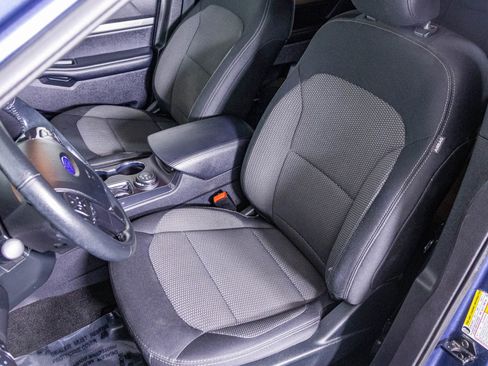 Used 2019 Ford Explorer XLT image 19