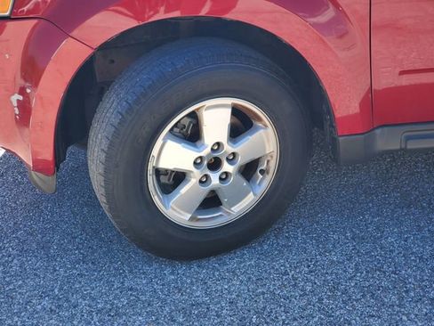 Used 2010 Ford Escape XLT FWD image 8