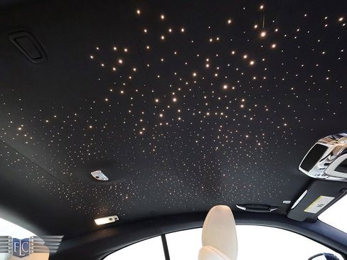 Used 2019 Rolls-Royce Wraith Coupe image 20