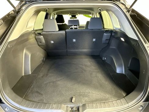 Used 2024 Toyota RAV4 LE image 27