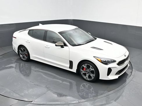Used 2018 Kia Stinger GT AWD/4WD image 20