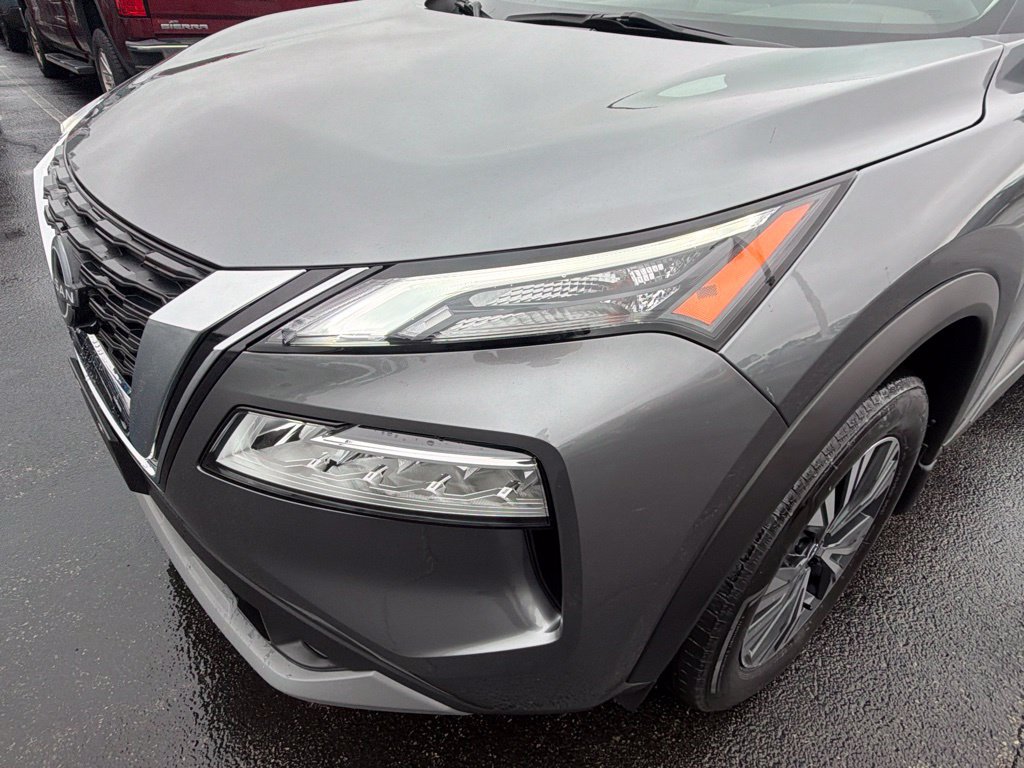 Used 2023 Nissan Rogue SV AWD/4WD image 17