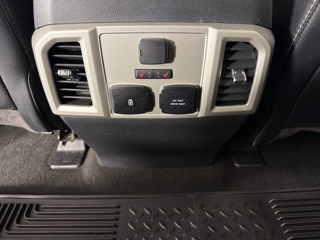 Used 2020 Ford F150 Lariat w/ Equipment Group 502A Luxury AWD/4WD image 18