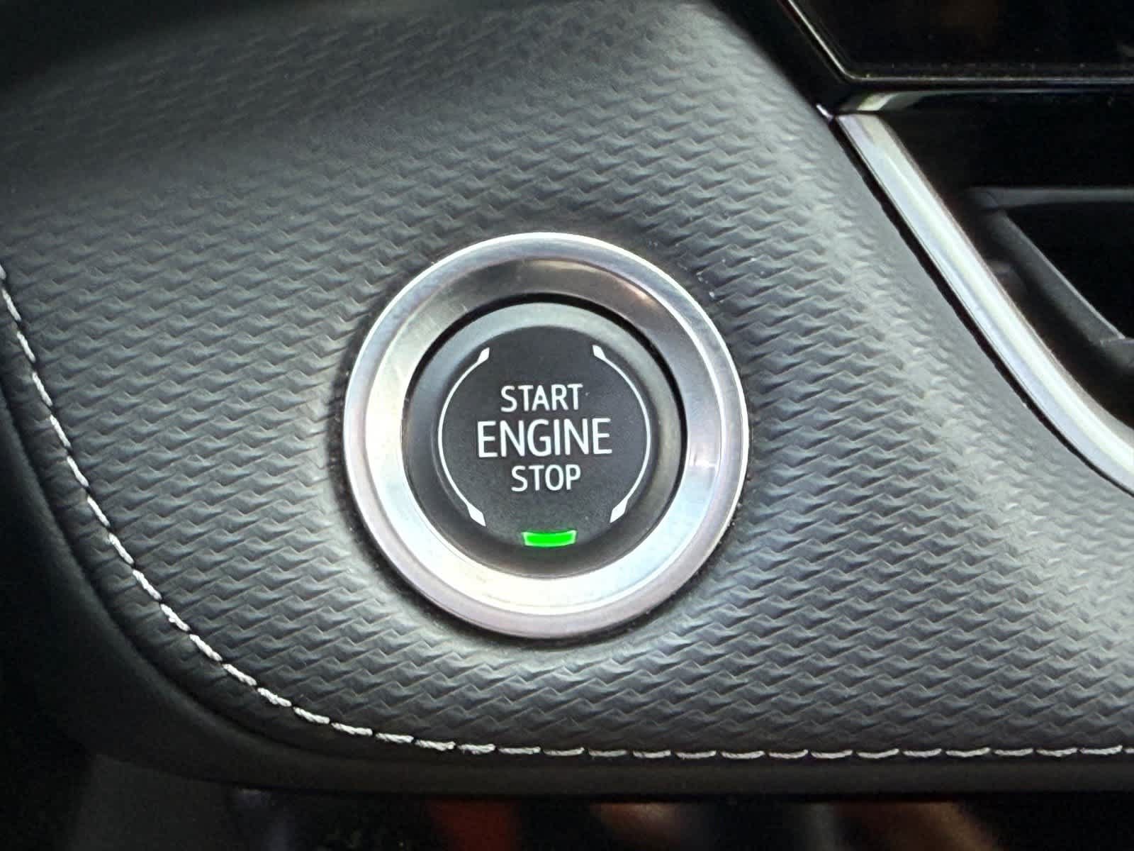 Used 2025 Chevrolet Equinox LT w/ Convenience Package II FWD image 26