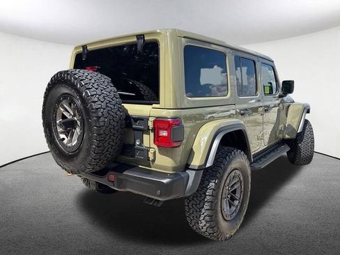 Used 2025 Jeep Wrangler Unlimited Rubicon 392 AWD/4WD image 14