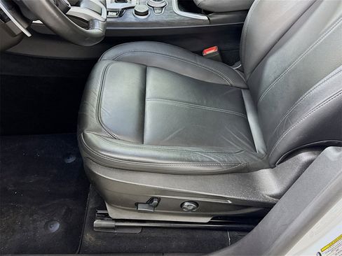 Used 2022 Alfa Romeo Stelvio Sprint image 12