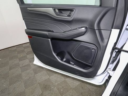 Used 2023 Ford Escape Active image 36