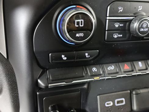 Used 2019 Chevrolet Silverado 1500 LT w/ All-Star Edition AWD/4WD image 37
