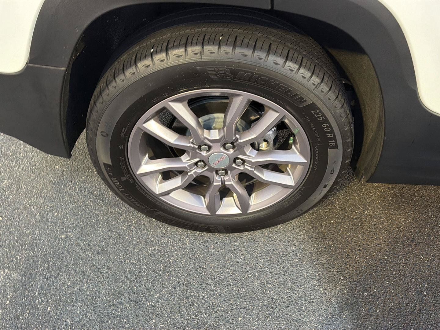 Used 2023 GMC Terrain SLT FWD image 40