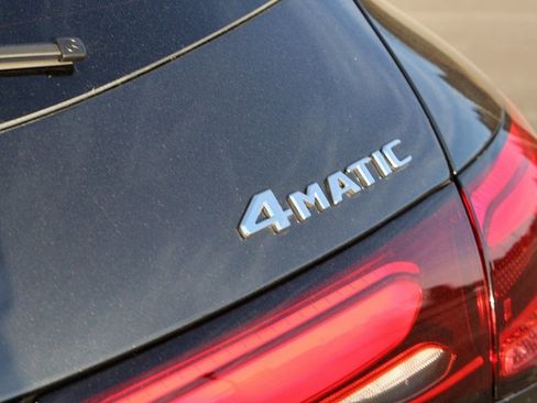 New 2026 Mercedes-Benz GLC 300 GLC 300 image 9