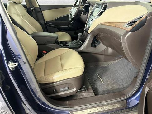 Used 2017 Hyundai Santa Fe SE w/ SE Premium Package 02 FWD image 13