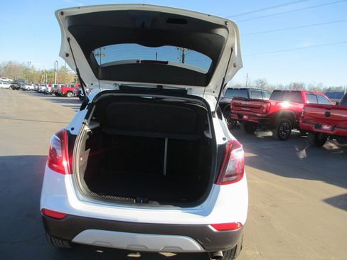 Used 2017 Buick Encore Essence image 6