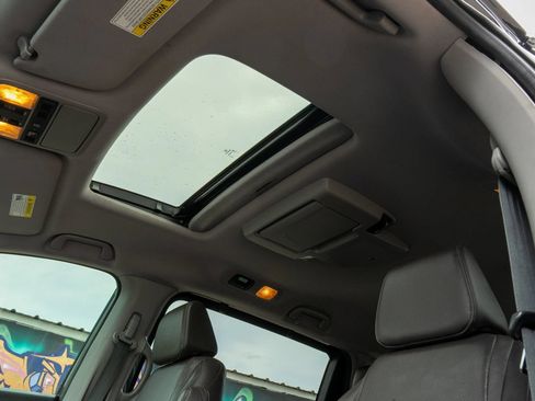 Used 2018 Honda Odyssey Elite image 33