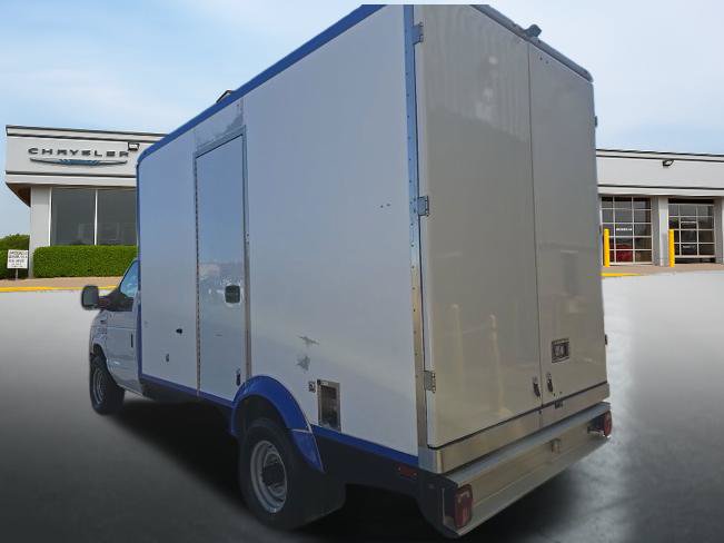 Used 2024 Ford E-350 and Econoline 350 Super Duty w/ Power Windows & Locks Group RWD image 5