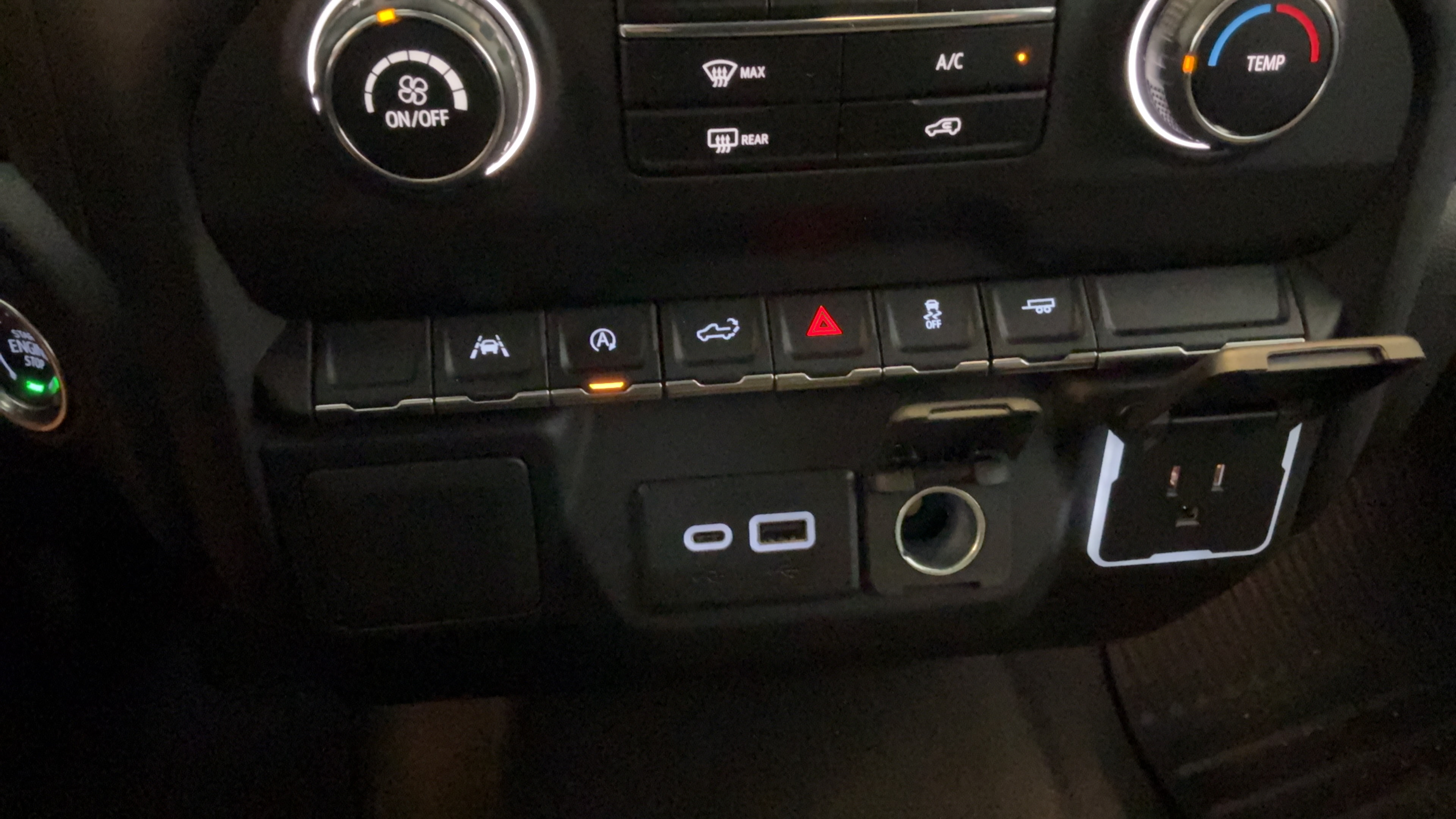 Used 2024 Chevrolet Silverado 1500 Custom RWD image 15