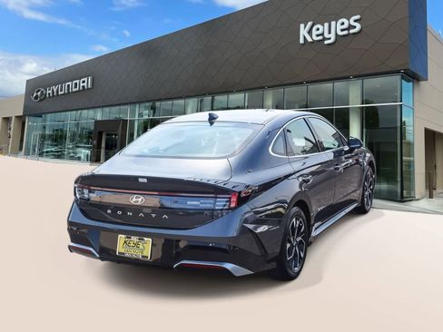 Certified 2025 Hyundai Sonata SEL image 4
