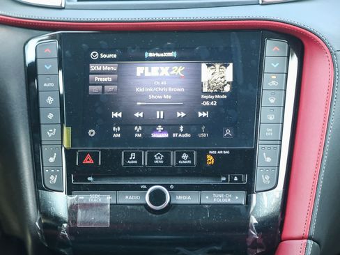 New 2025 INFINITI QX50 Sport image 16