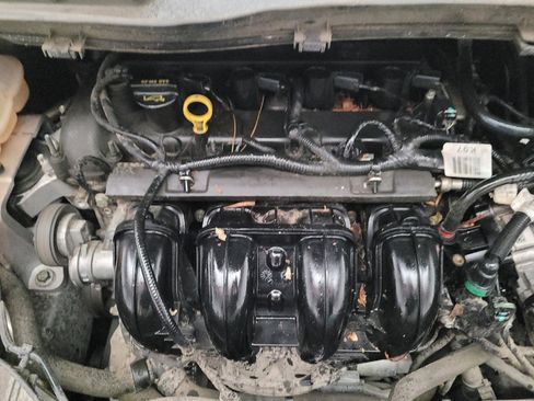 Used 2015 Ford Escape SE FWD image 30