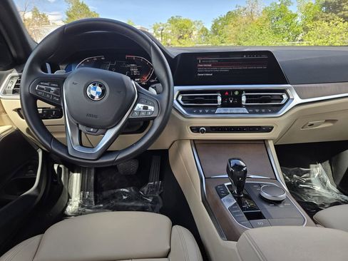 Used 2021 BMW 330i xDrive Sedan w/ Premium Package AWD/4WD image 26