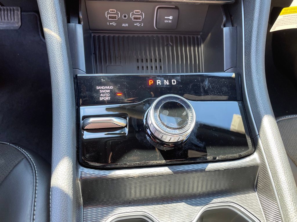 New 2026 Jeep Grand Cherokee Altitude AWD/4WD image 16