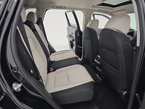 Used 2025 Honda CR-V EX image 15
