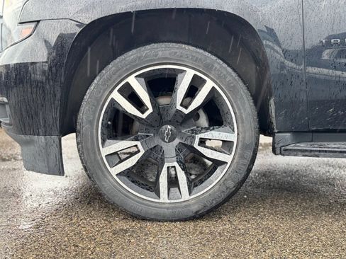 Used 2018 Chevrolet Tahoe LT w/ Luxury Package AWD/4WD image 10