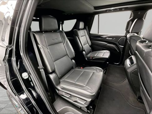 Used 2024 Cadillac Escalade Sport AWD/4WD image 27