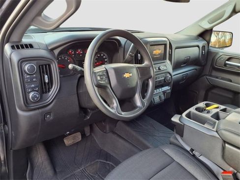 Used 2022 Chevrolet Silverado 1500 Custom image 16