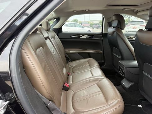 Used 2013 Lincoln MKZ FWD image 31