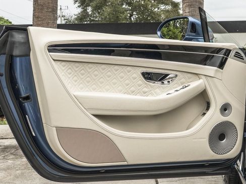 Used 2023 Bentley Continental GT Speed image 26