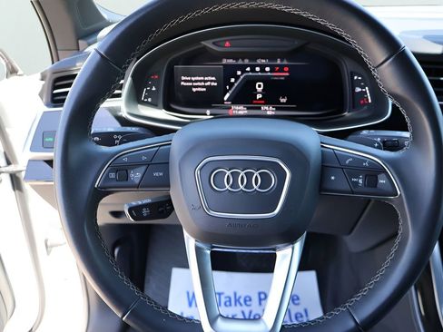 Used 2025 Audi Q7 3.0T Premium Plus AWD/4WD image 32