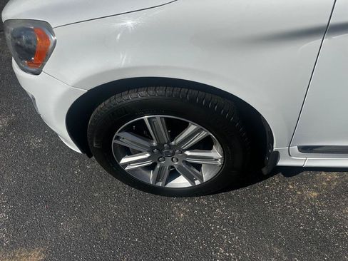 Used 2016 Volvo XC60 T6 Platinum w/ Climate Package AWD/4WD image 2