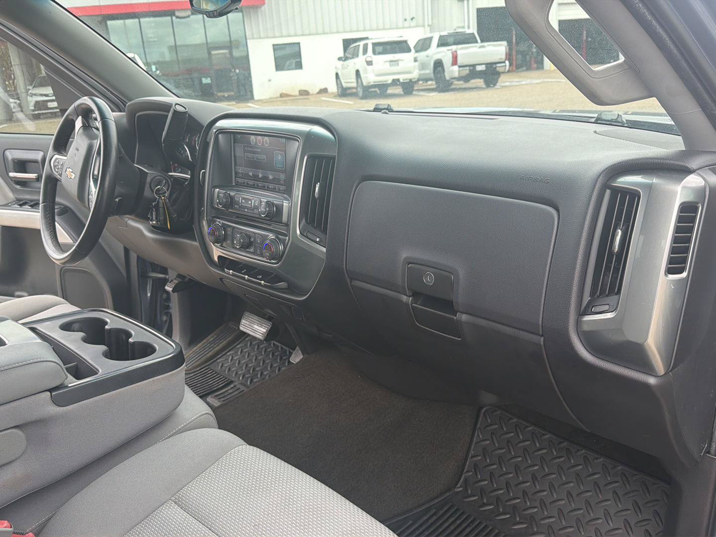 Used 2015 Chevrolet Silverado 1500 LT w/ Texas Edition, 1LT Trim RWD image 17