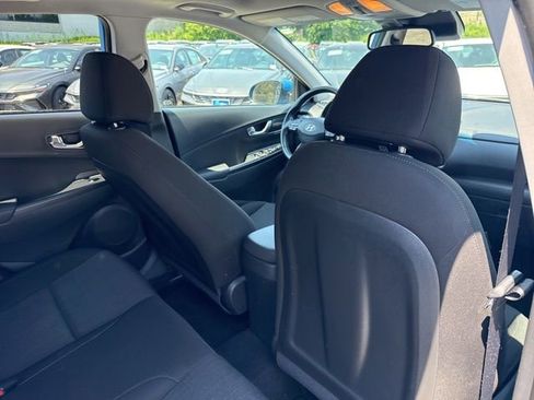 Used 2022 Hyundai Kona SEL w/ Convenience Package AWD/4WD image 24