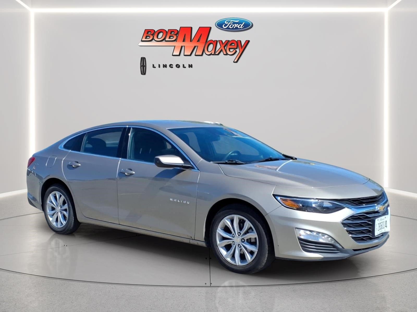 Used 2024 Chevrolet Malibu LT FWD image 3
