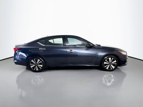 Used 2020 Nissan Altima 2.5 SV FWD image 11