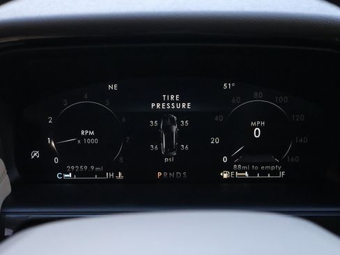 Used 2023 Lincoln Nautilus Reserve w/ Equipment Group 201A image 31