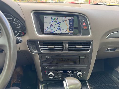 Used 2017 Audi Q5 2.0T Premium Plus w/ Technology Package image 11