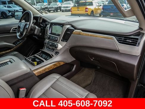 Used 2017 GMC Yukon Denali w/ Open Road Package AWD/4WD image 17