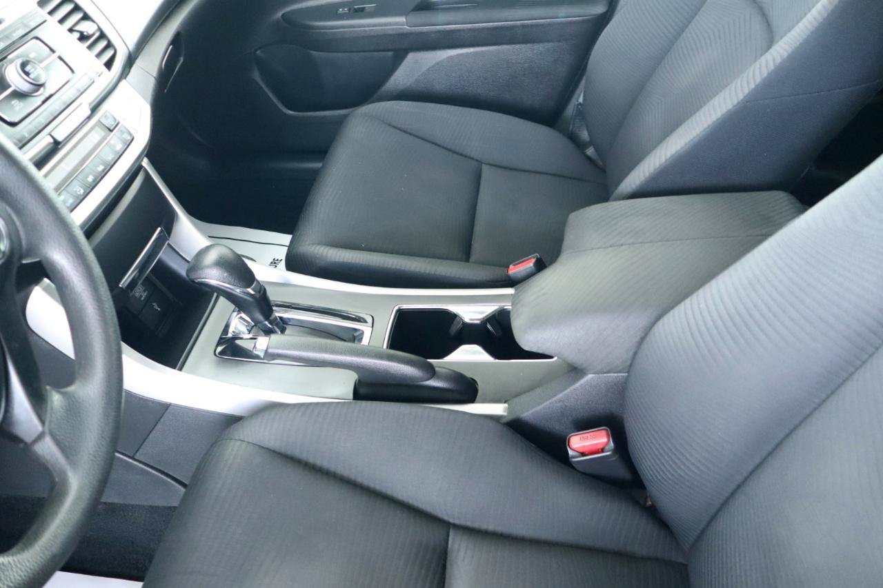 Used 2015 Honda Accord LX image 17