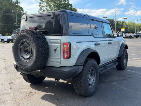 Used 2024 Ford Bronco Badlands AWD/4WD image 6
